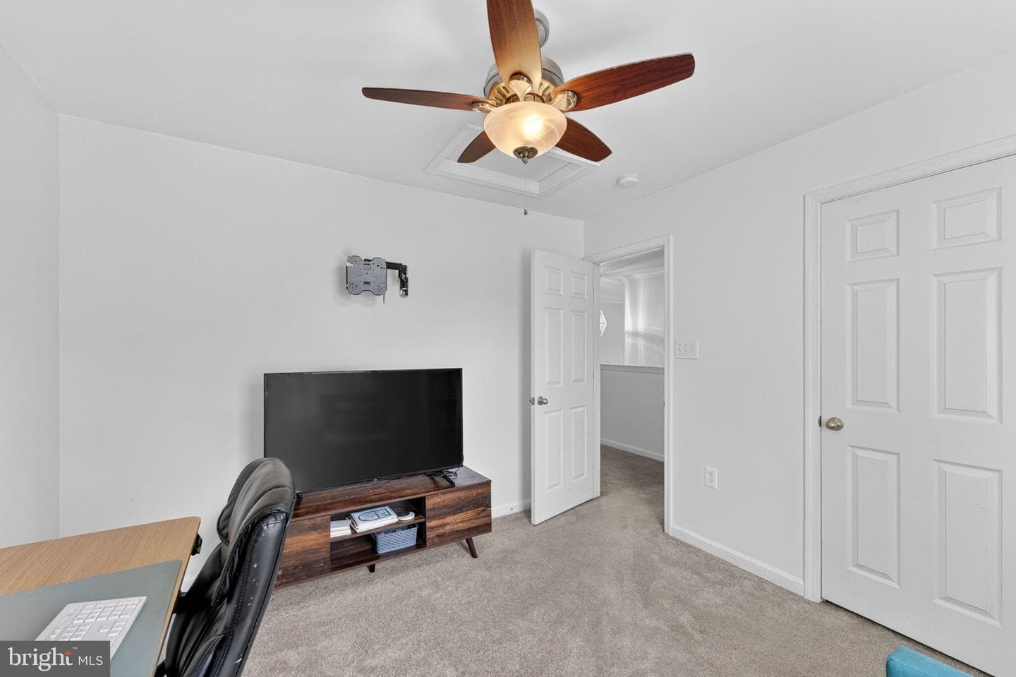 195 Hughs Road photo 53