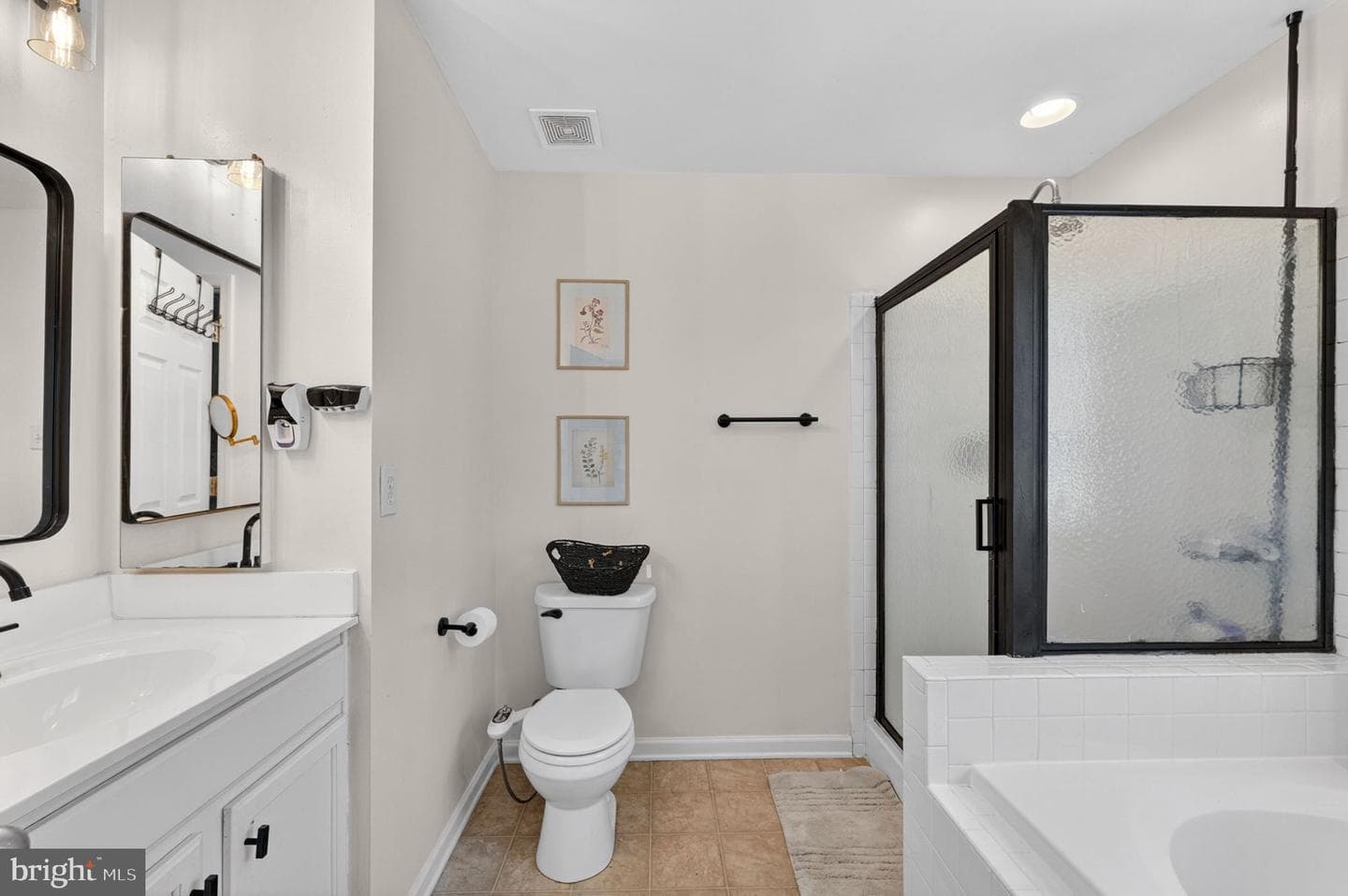 195 Hughs Road photo 62