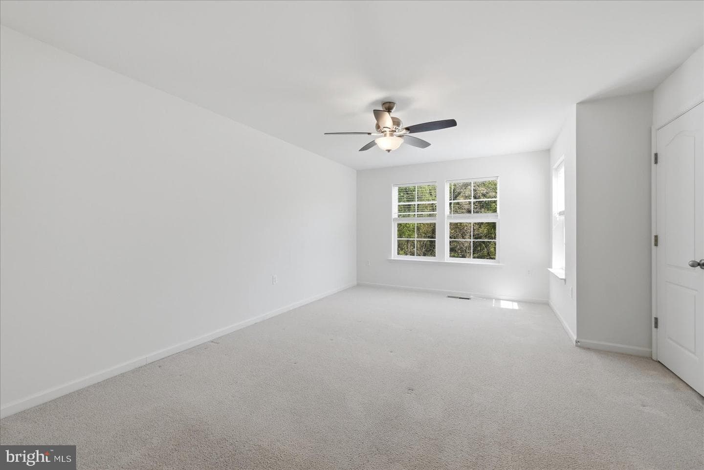 658 Thumper Drive photo 17