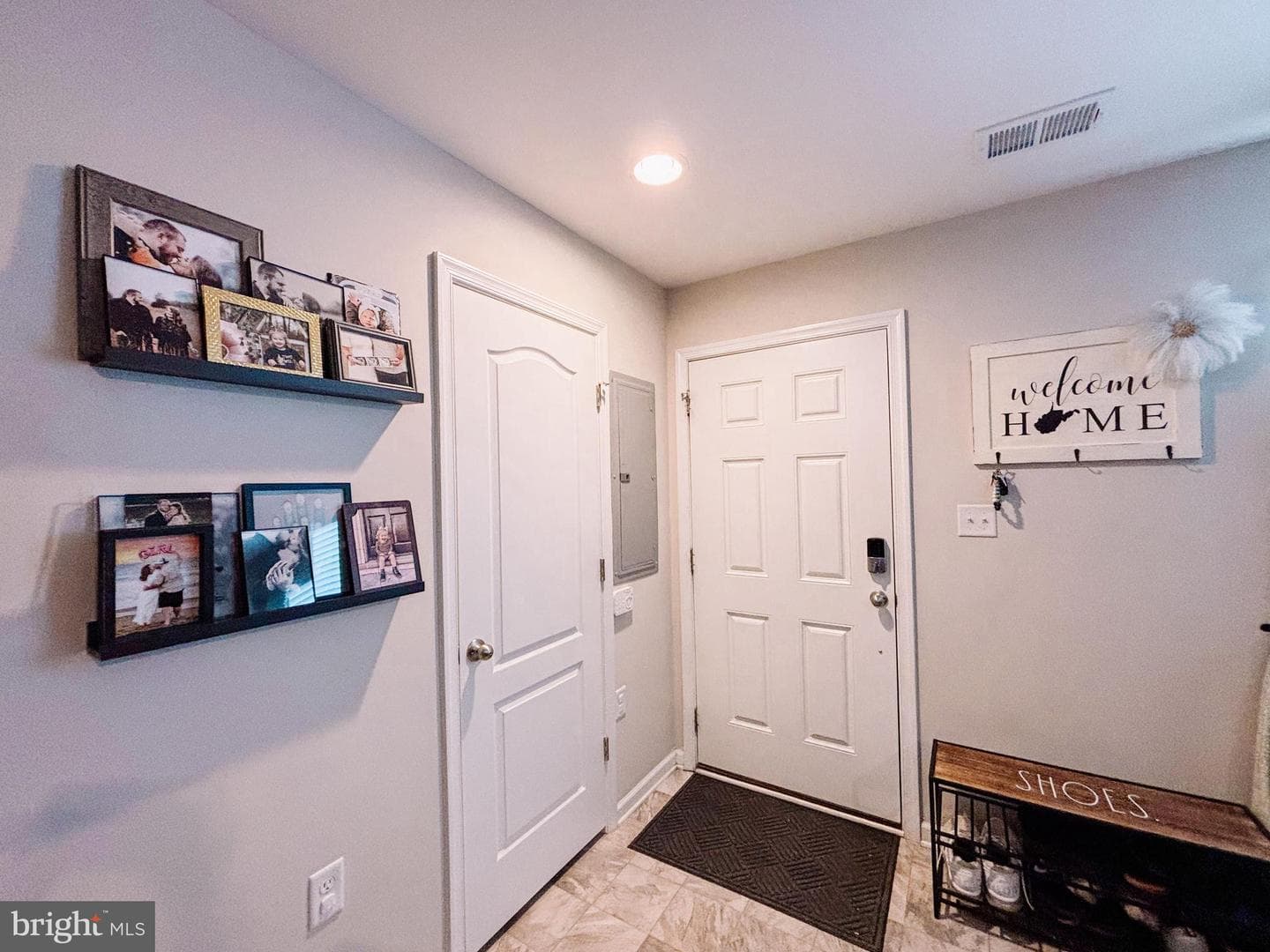 604 Thumper Drive photo 4