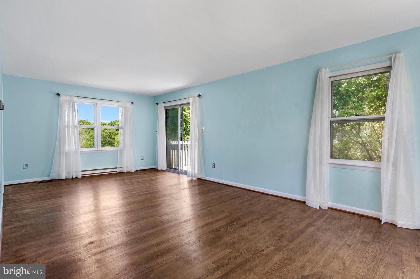 355 Pointfield Drive photo 6