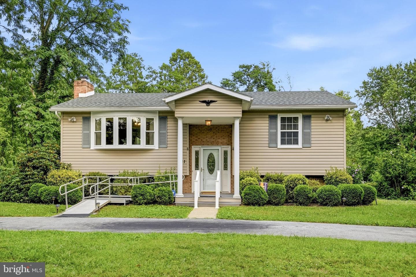 781 Tuscawilla Drive photo 4