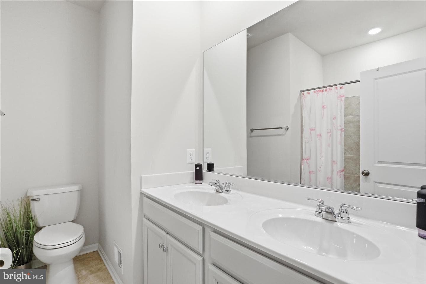 639 Barksdale Drive photo 23