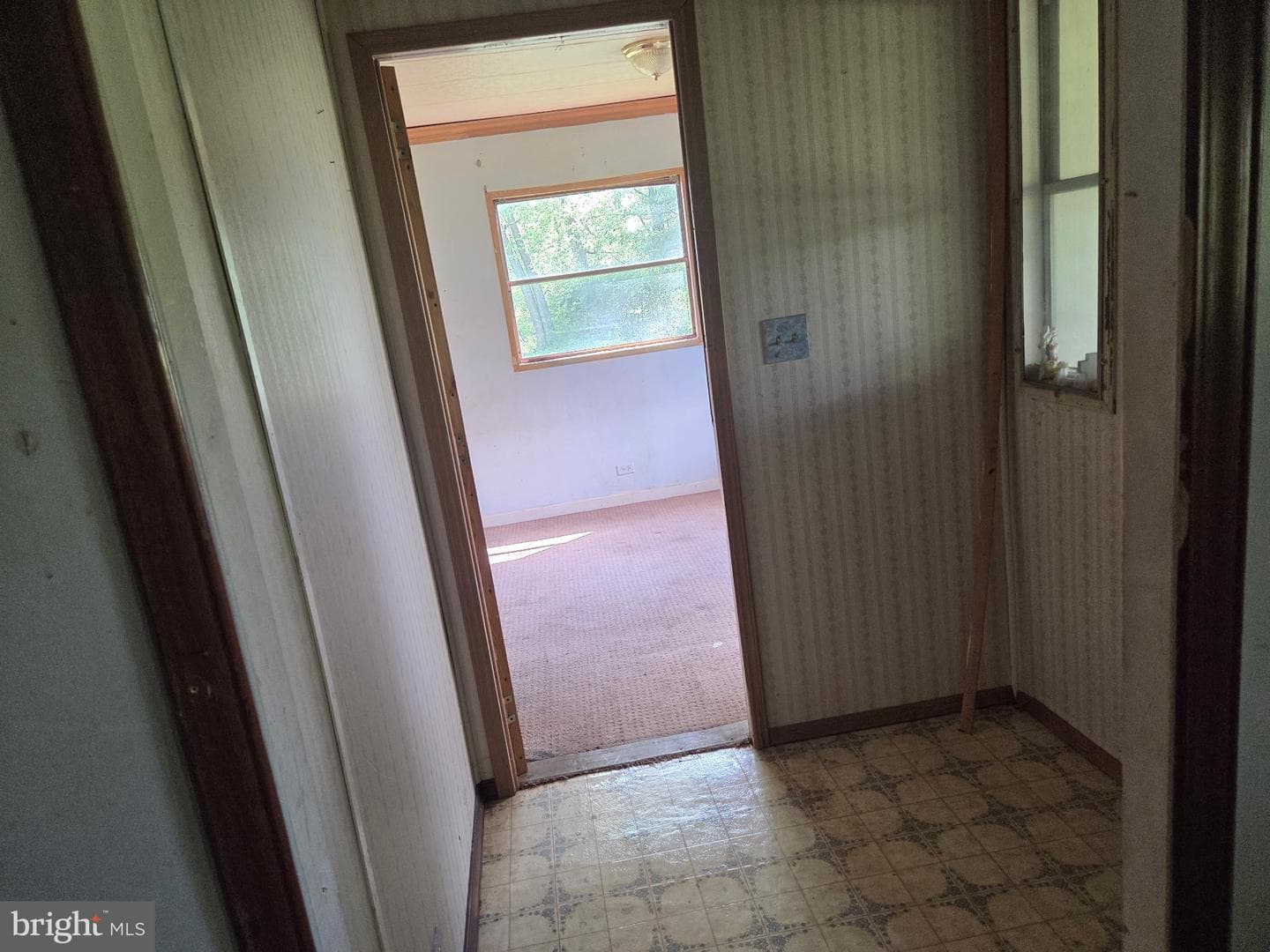 376 Logie Ln photo 16