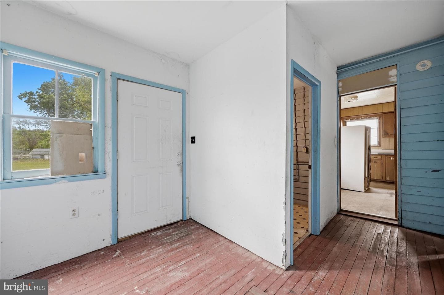 309 W Academy Street photo 14