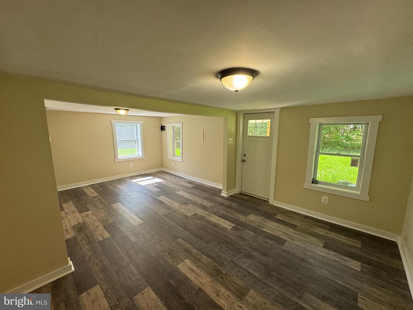 65 Dillow Lane photo 6