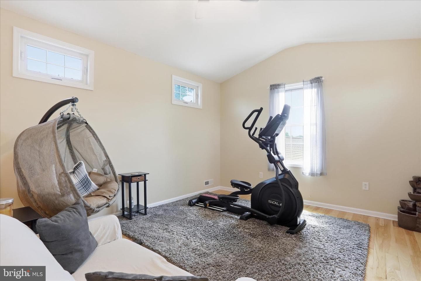 297 Euclid Avenue photo 15