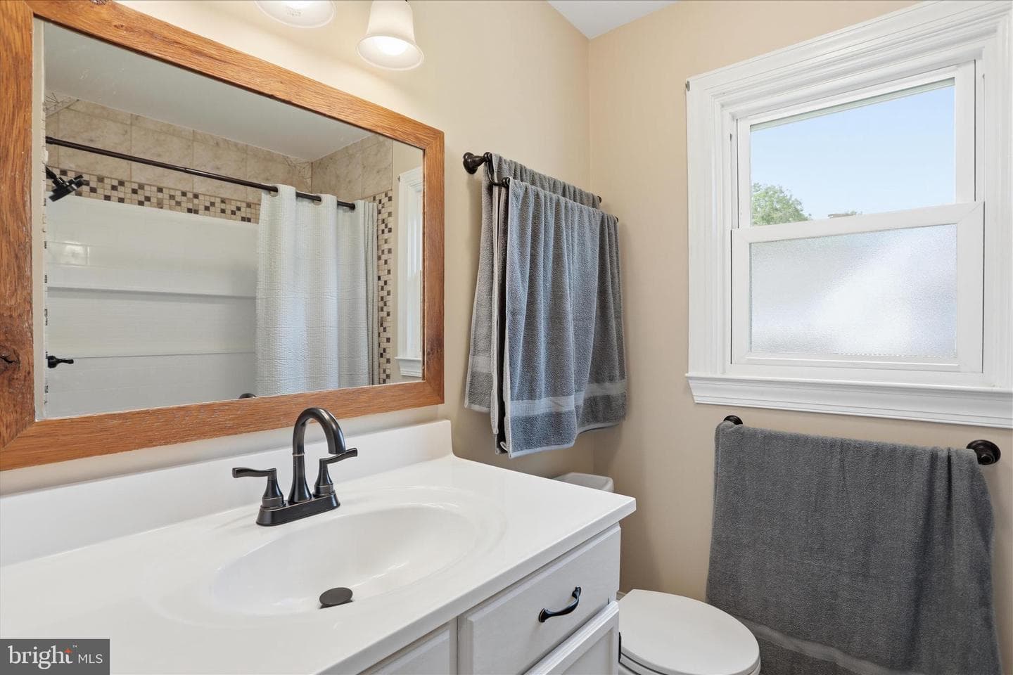 297 Euclid Avenue photo 36