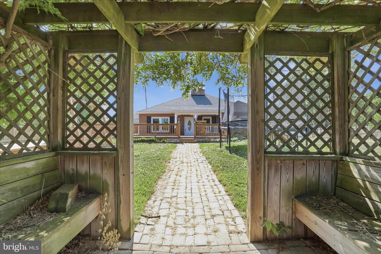297 Euclid Avenue photo 67