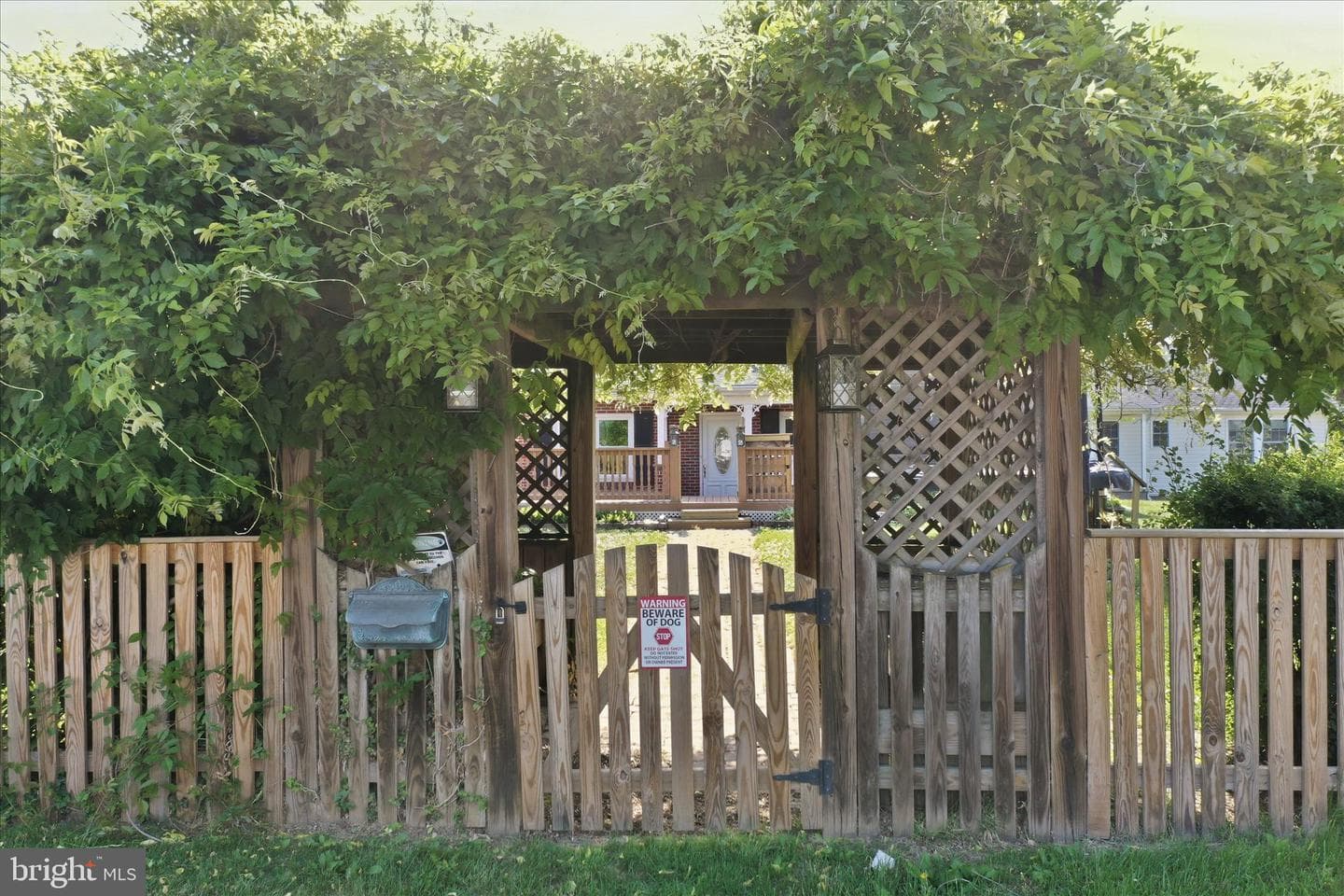 297 Euclid Avenue photo 84