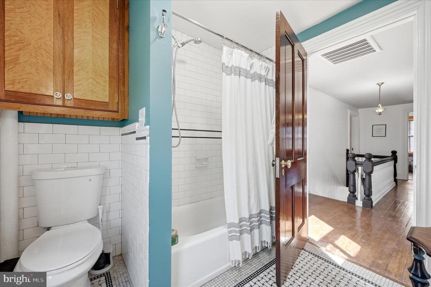 316 E Washington Street photo 43