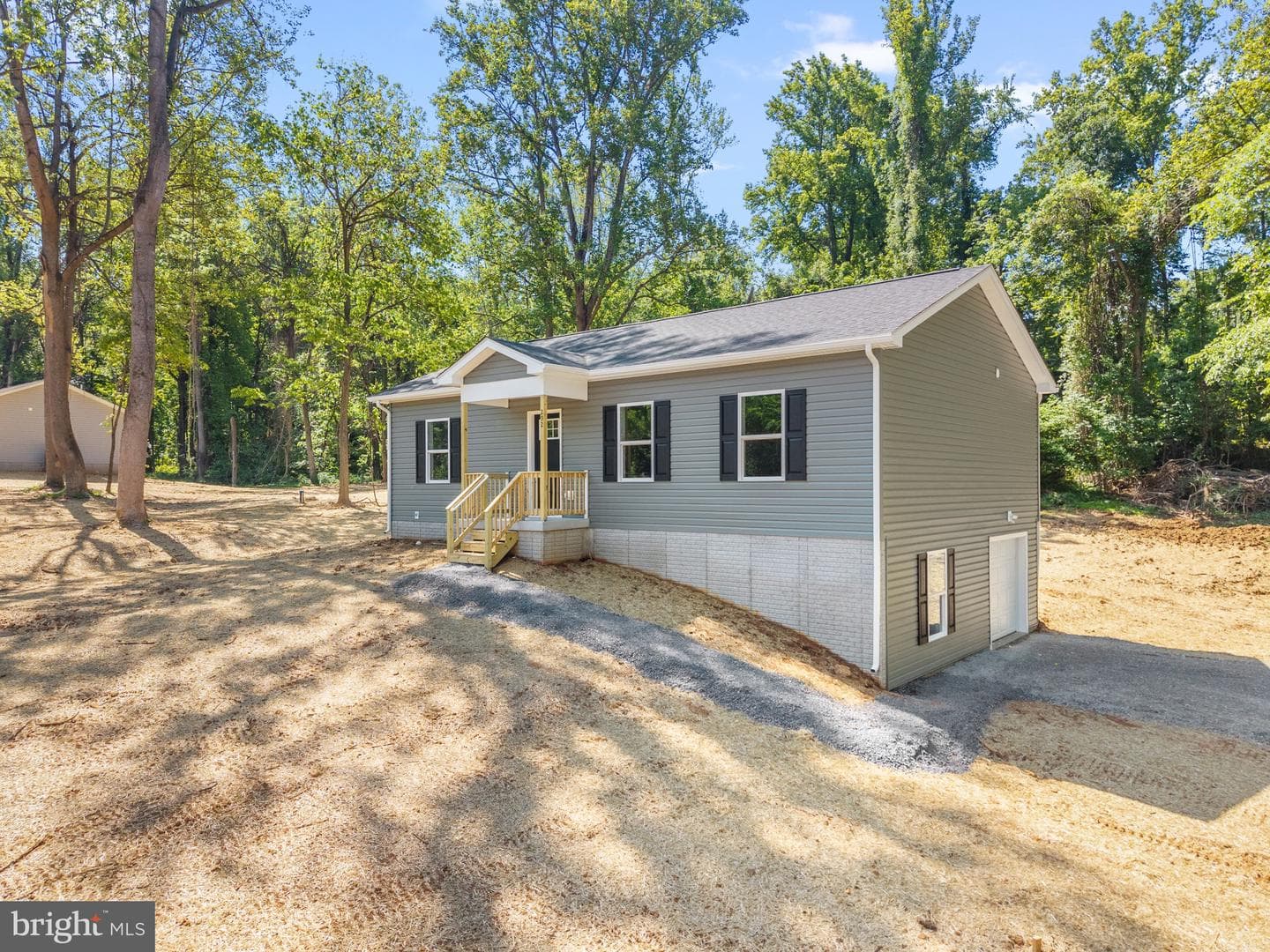 292 Dawn Lane photo 1