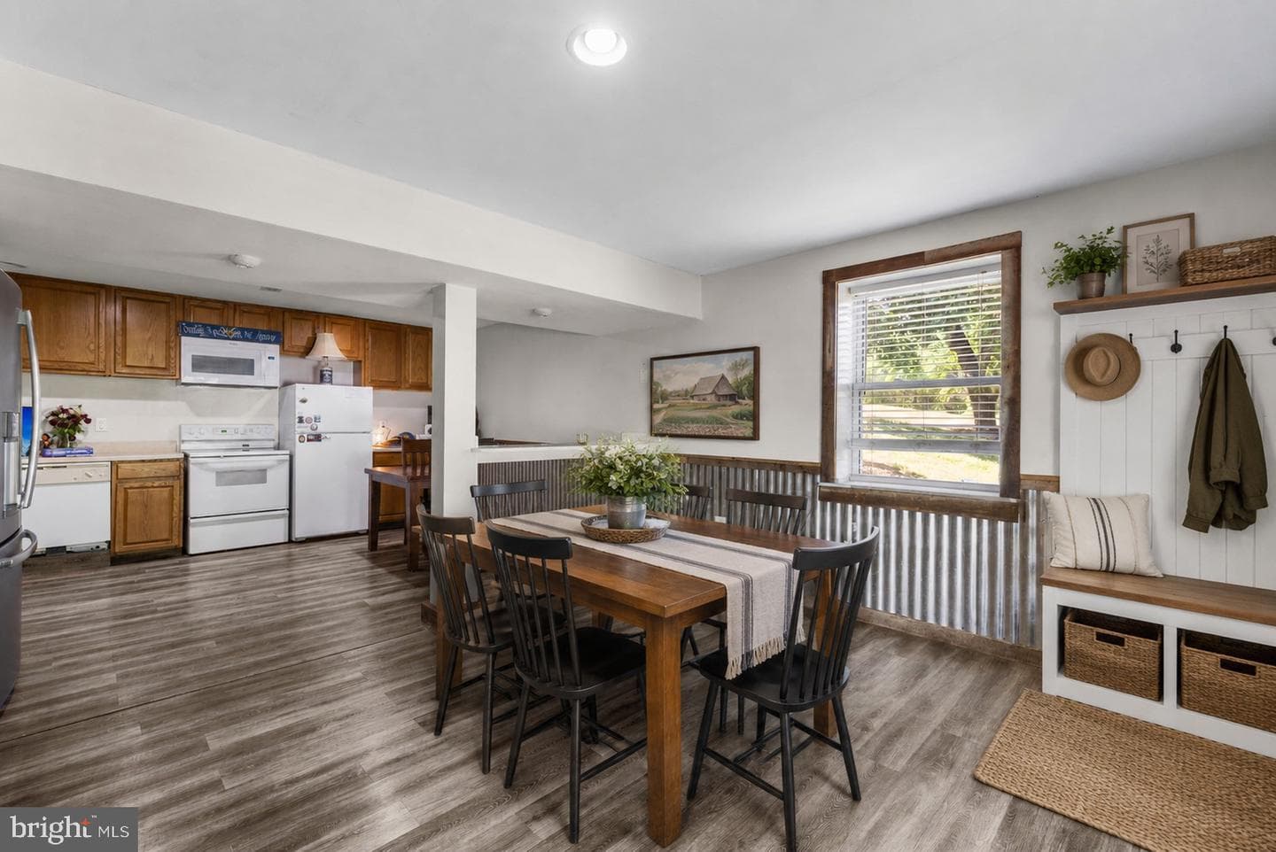 365 Shadowhawk Lane photo 10