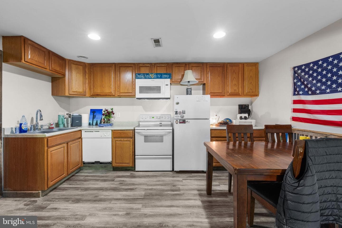 365 Shadowhawk Lane photo 34