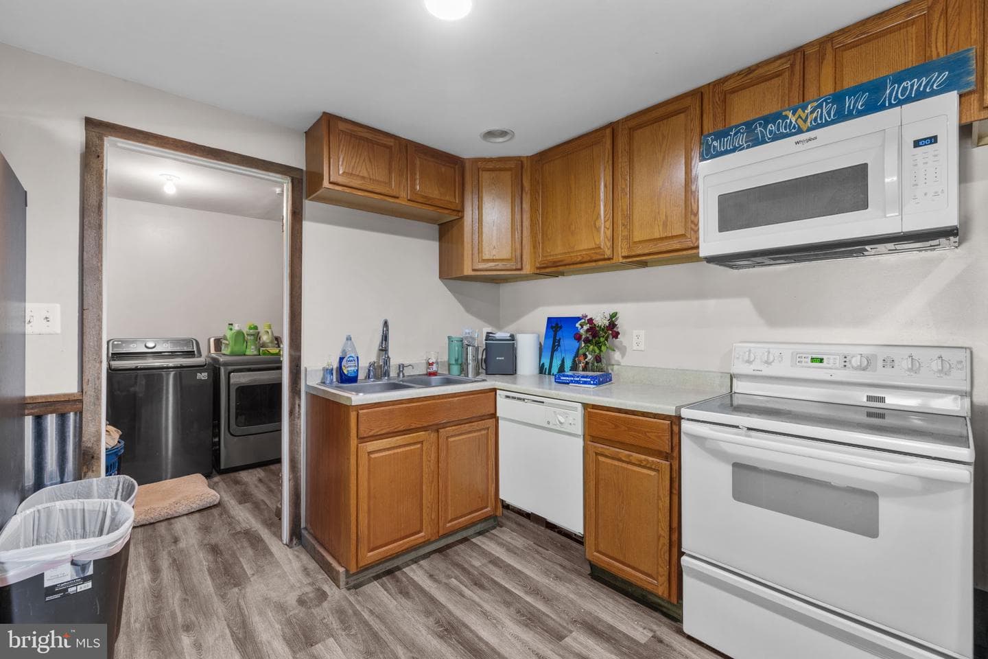 365 Shadowhawk Lane photo 35