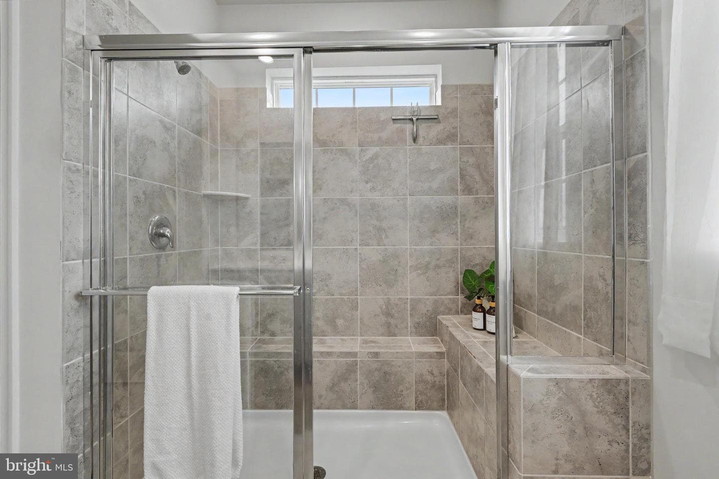 218 Haybine Drive photo 33