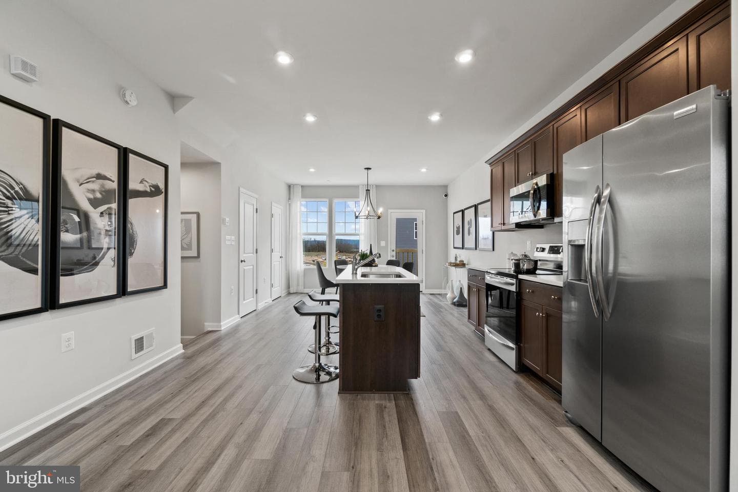 23 United Mews # [540] photo 10