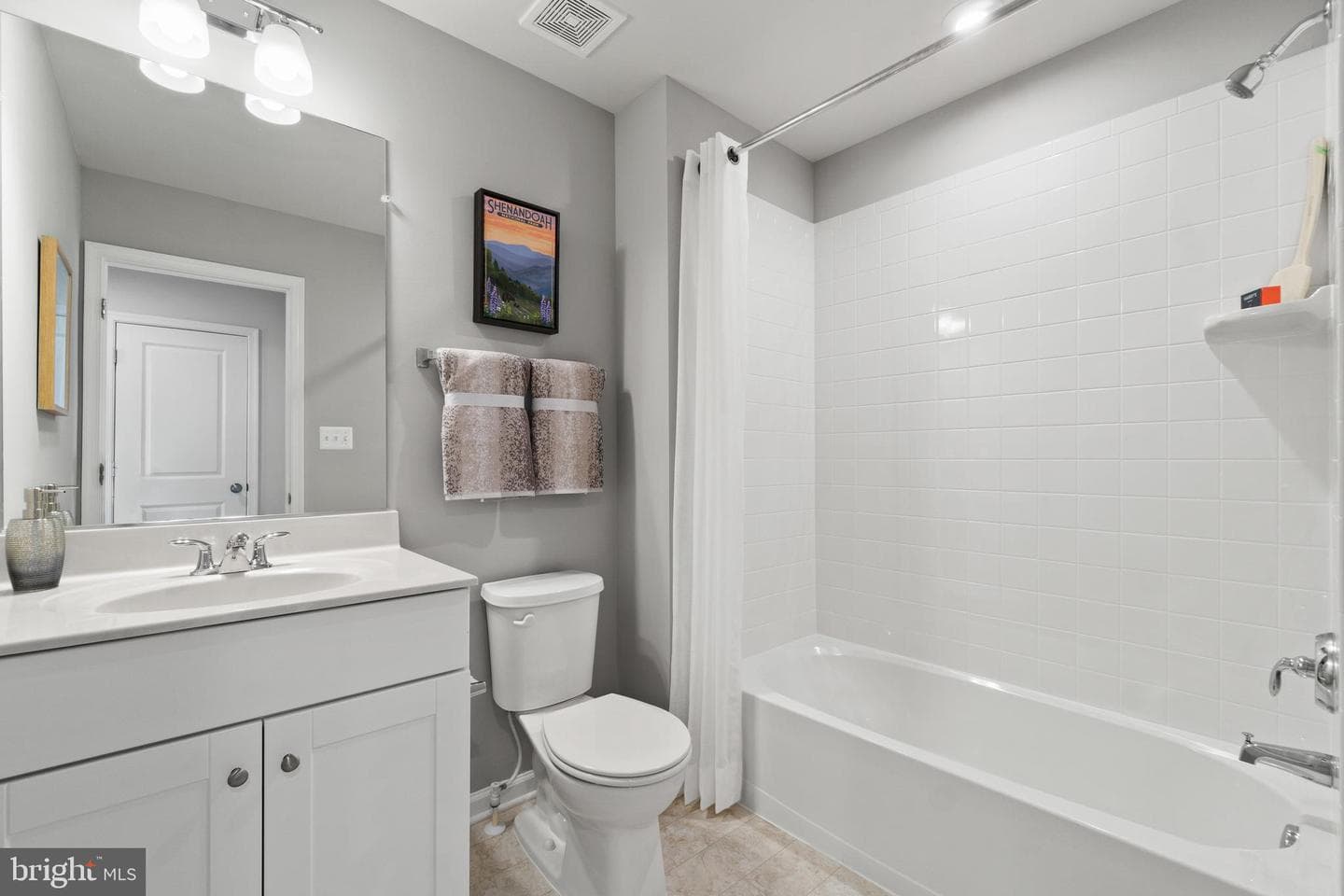 23 United Mews # [540] photo 20