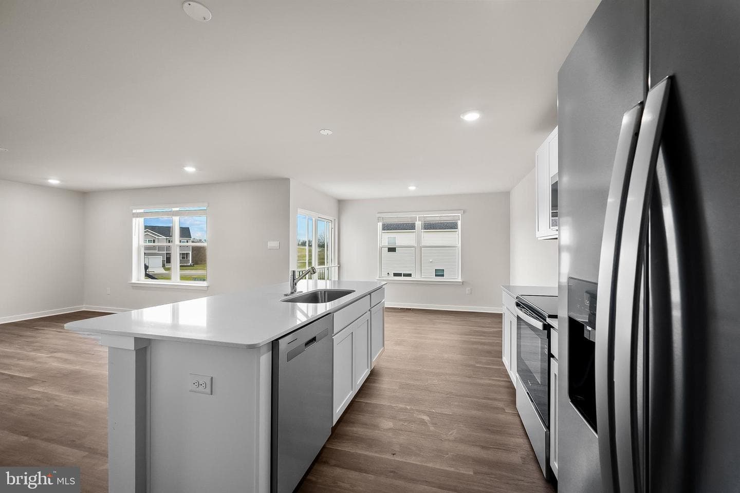 212 Eclipse Street photo 10
