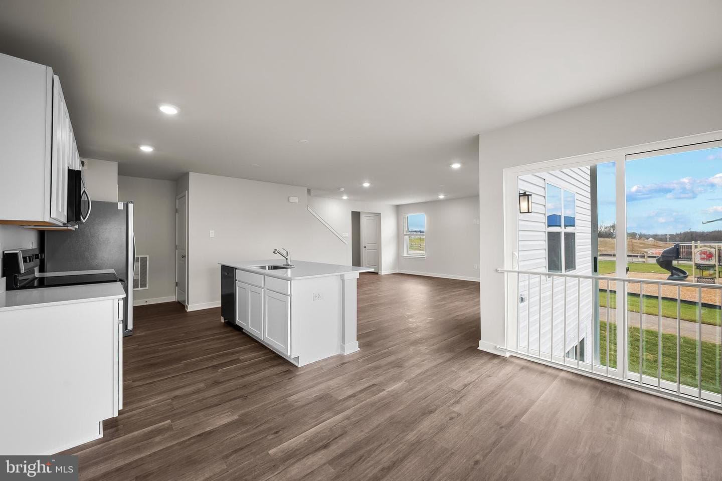 212 Eclipse Street photo 12