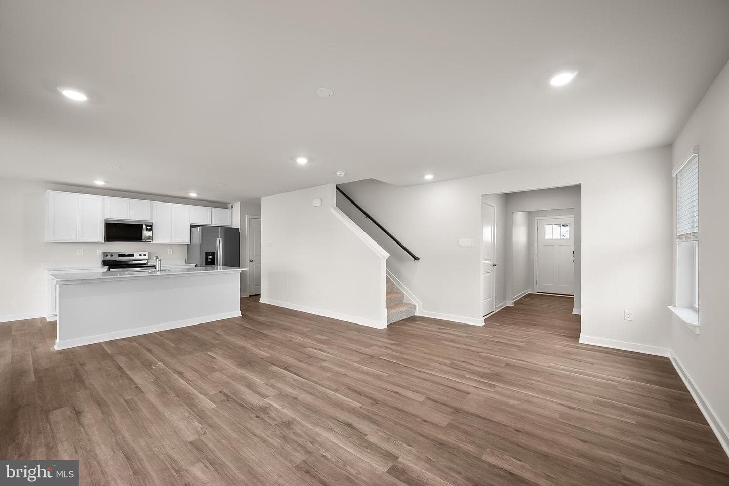 212 Eclipse Street photo 6