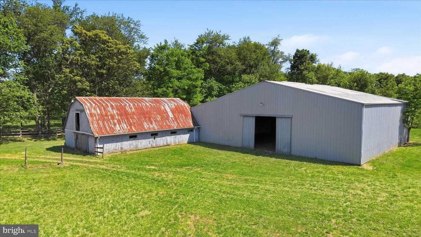 1381 Leetown Road photo 71