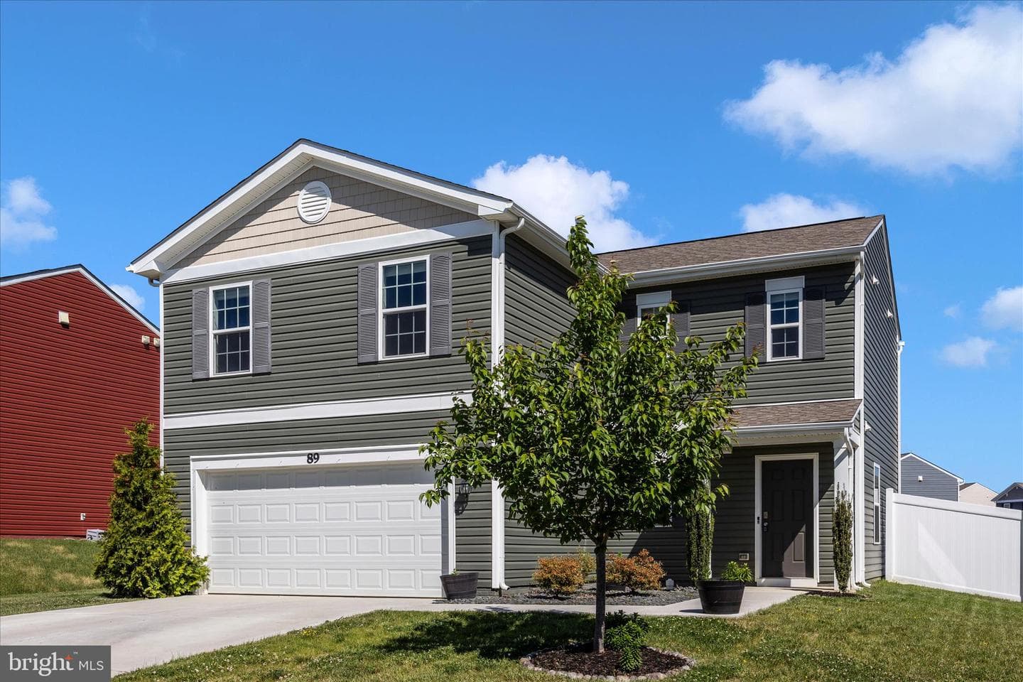 89 Gumspring Drive photo 3