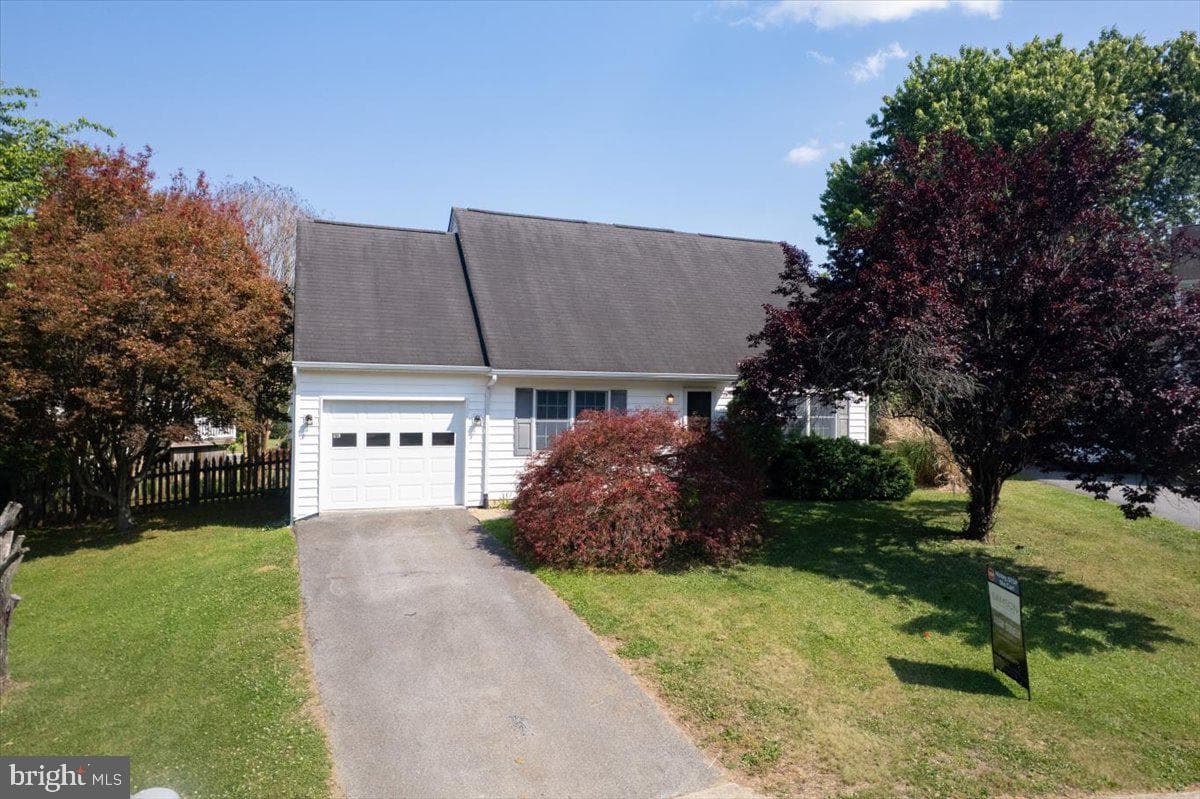 35 Oatfield Court photo 2