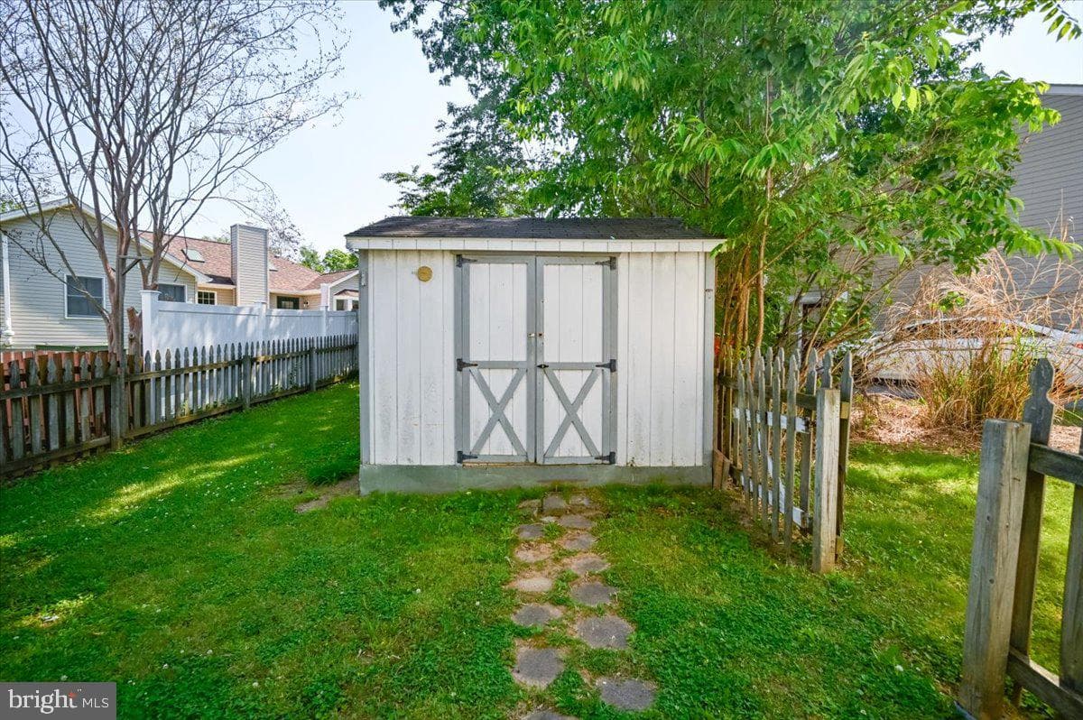 35 Oatfield Court photo 39