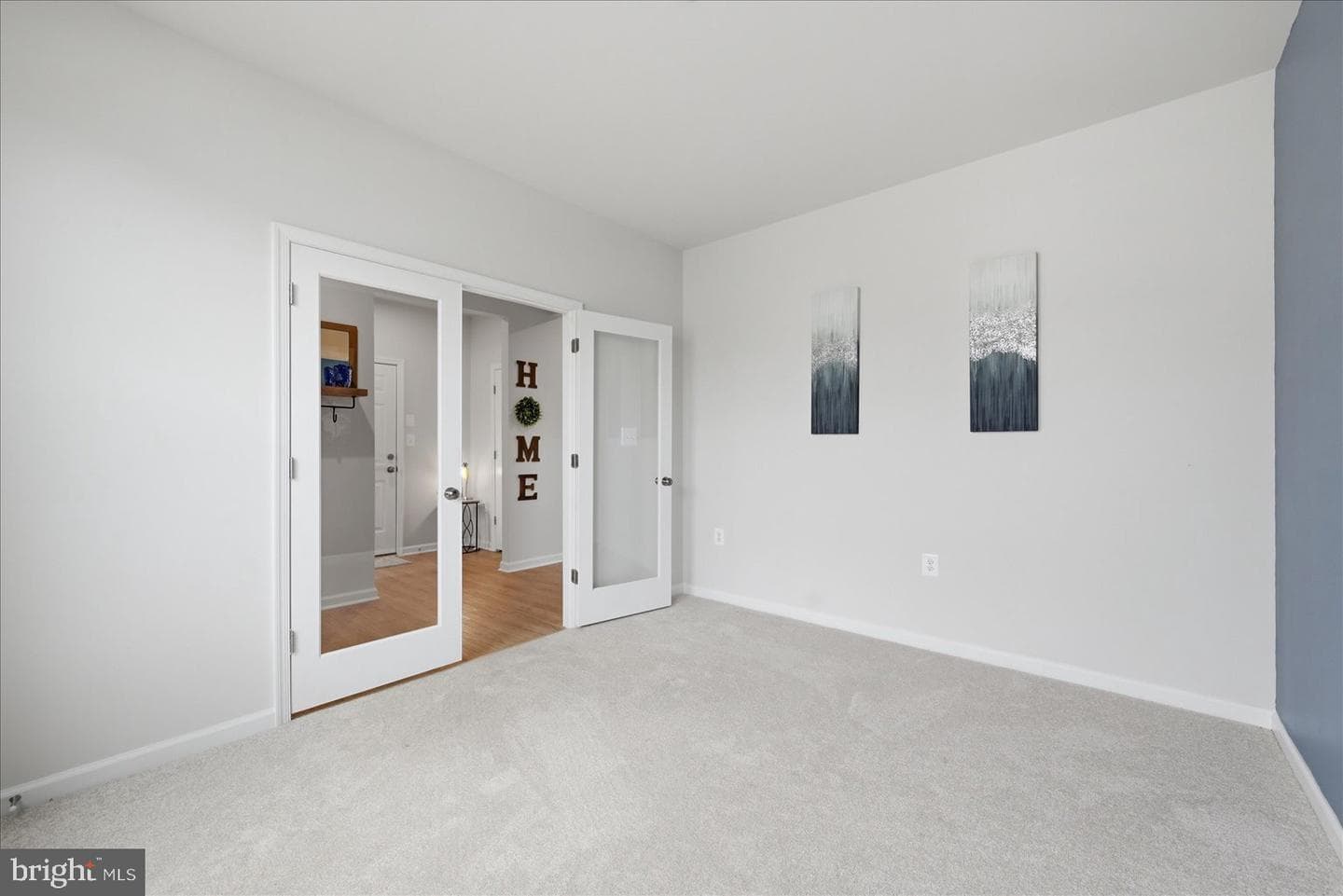 359 National Street photo 7