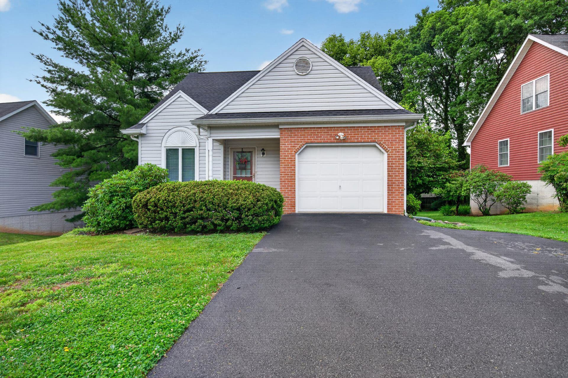 122 Hensel Drive photo 42