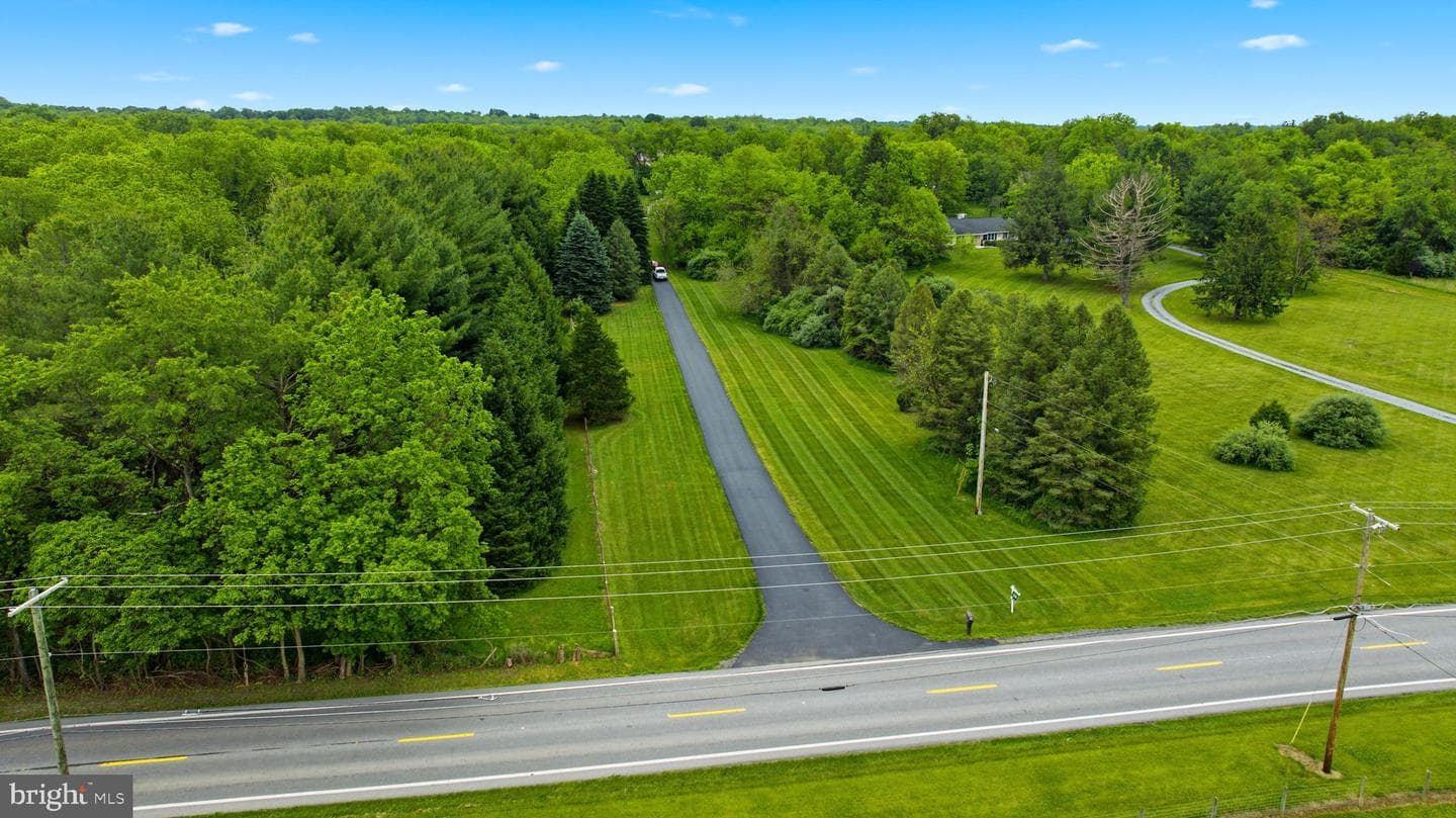 12860 Leetown Road photo 101