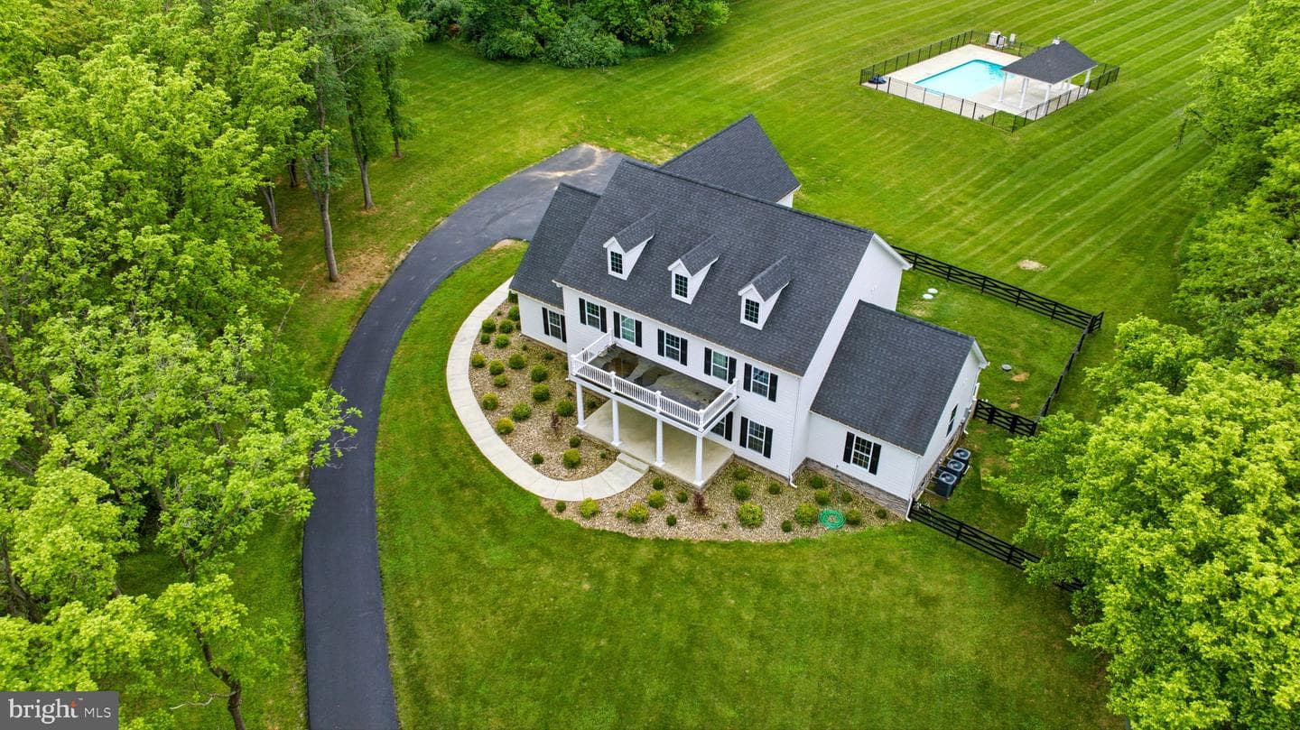 12860 Leetown Road photo 118