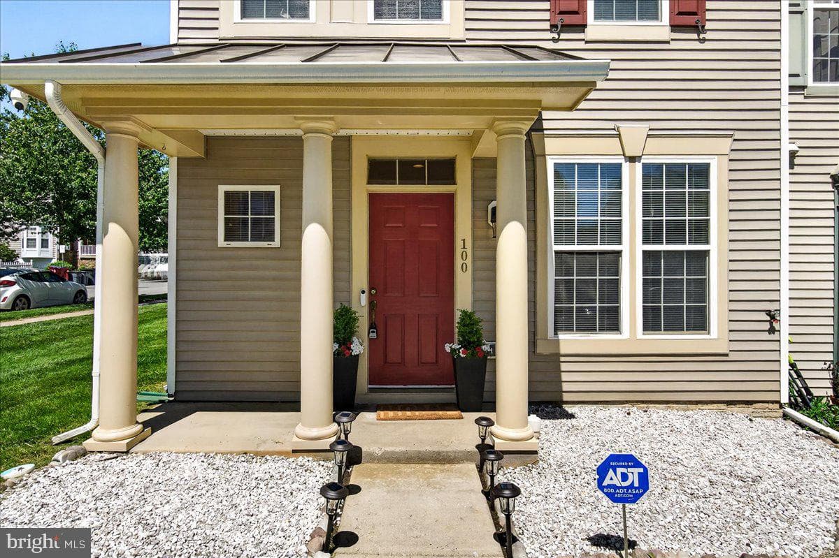 100 Davis Street photo 36