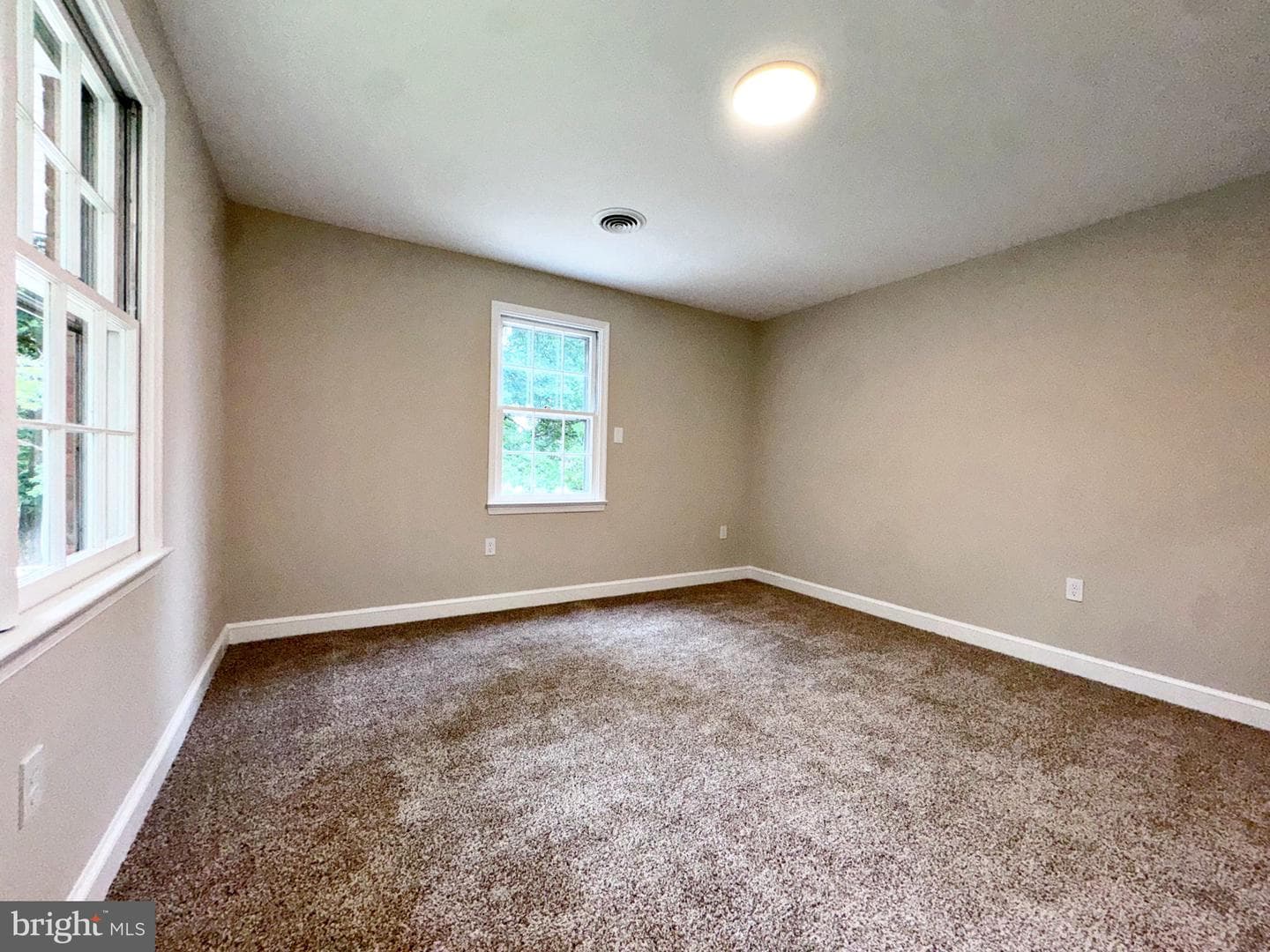 7627 Summit Point Road photo 40
