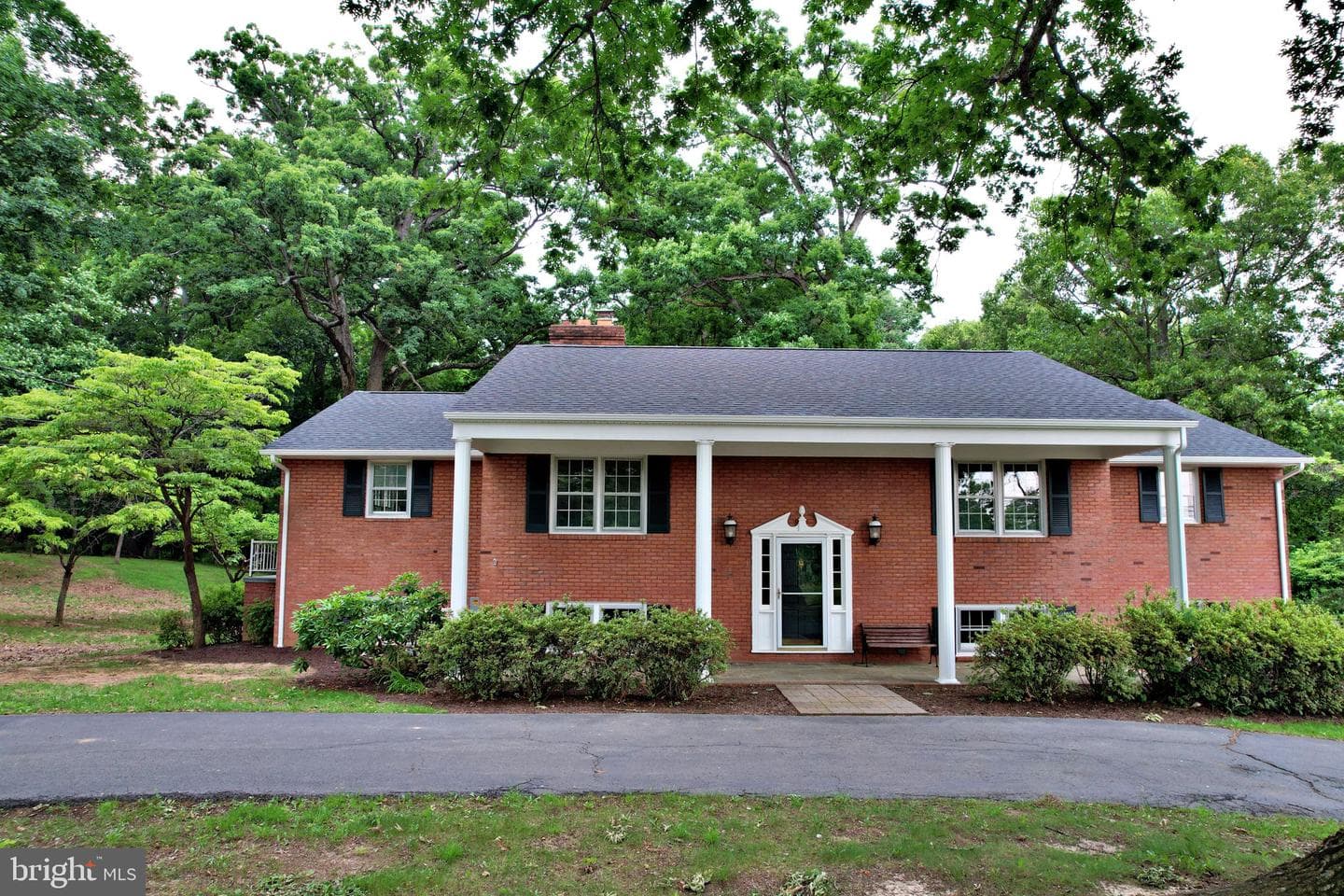 7627 Summit Point Road photo 8