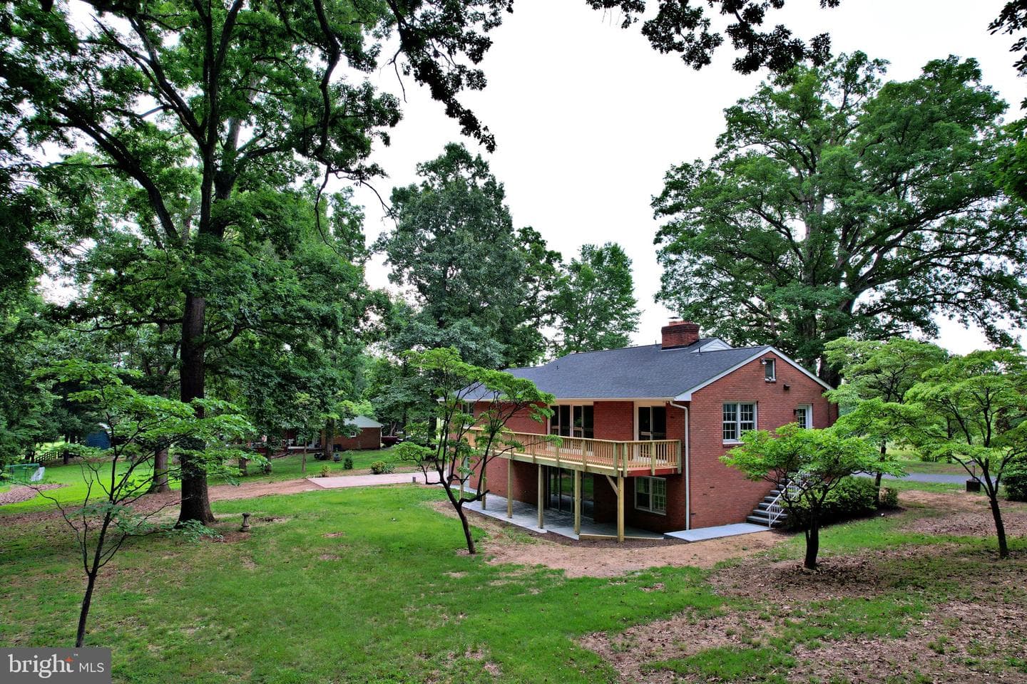 7627 Summit Point Road photo 9