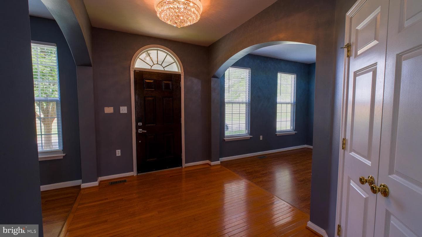 308 Braddock Street photo 8