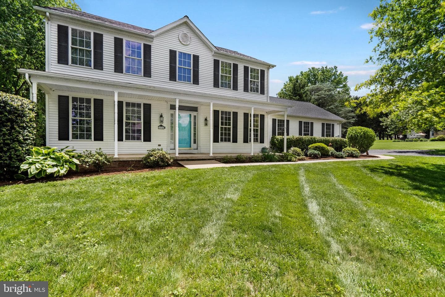 494 Pleasant Valley Drive photo 3