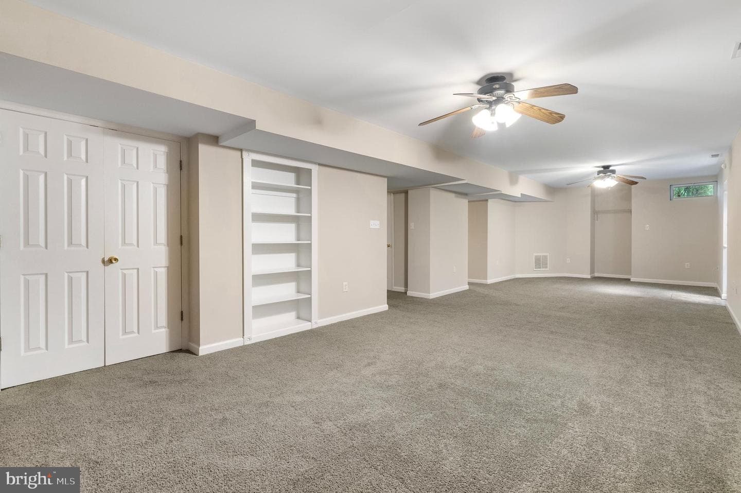 494 Pleasant Valley Drive photo 37