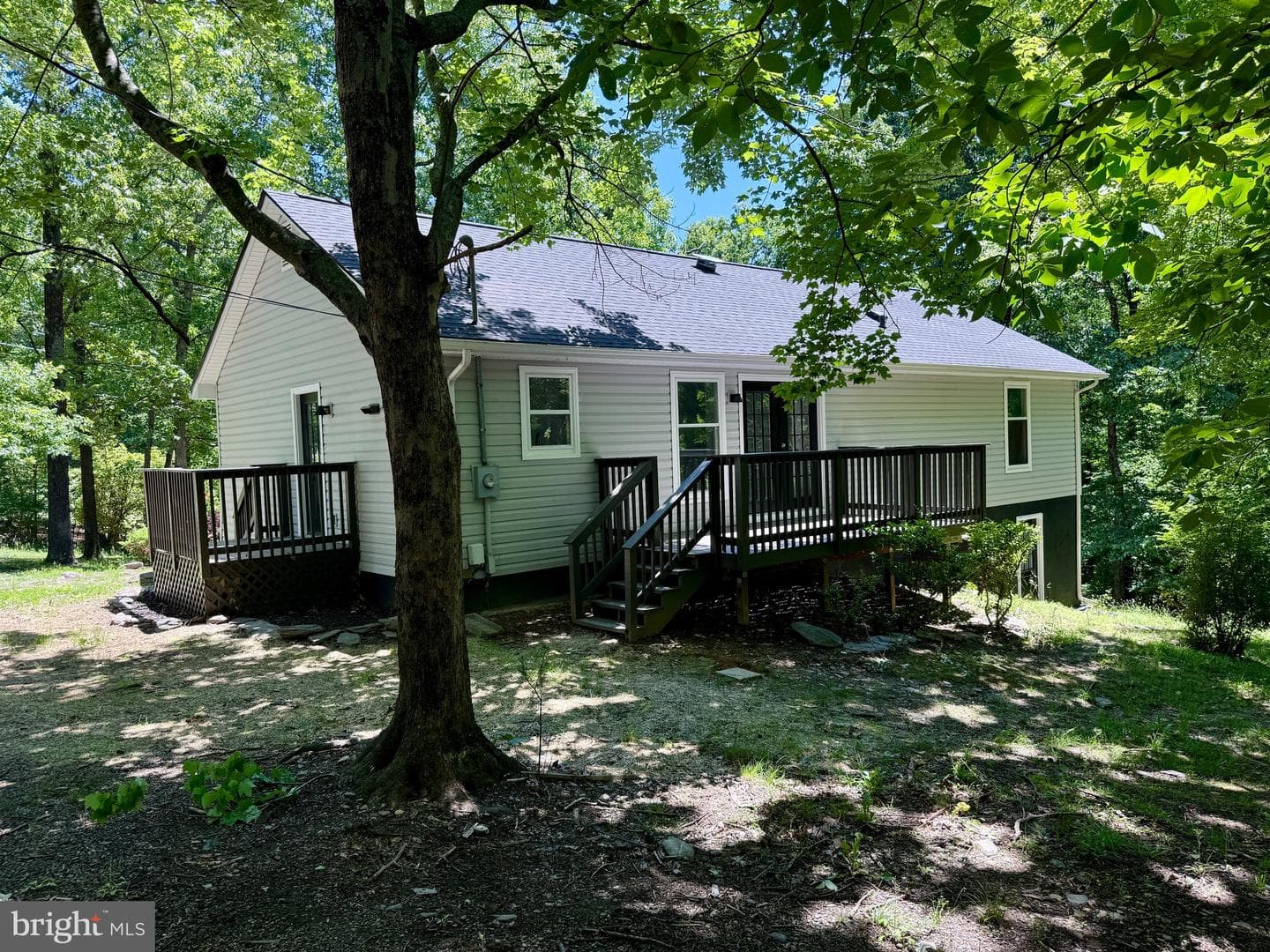 213 Harvey Road photo 2