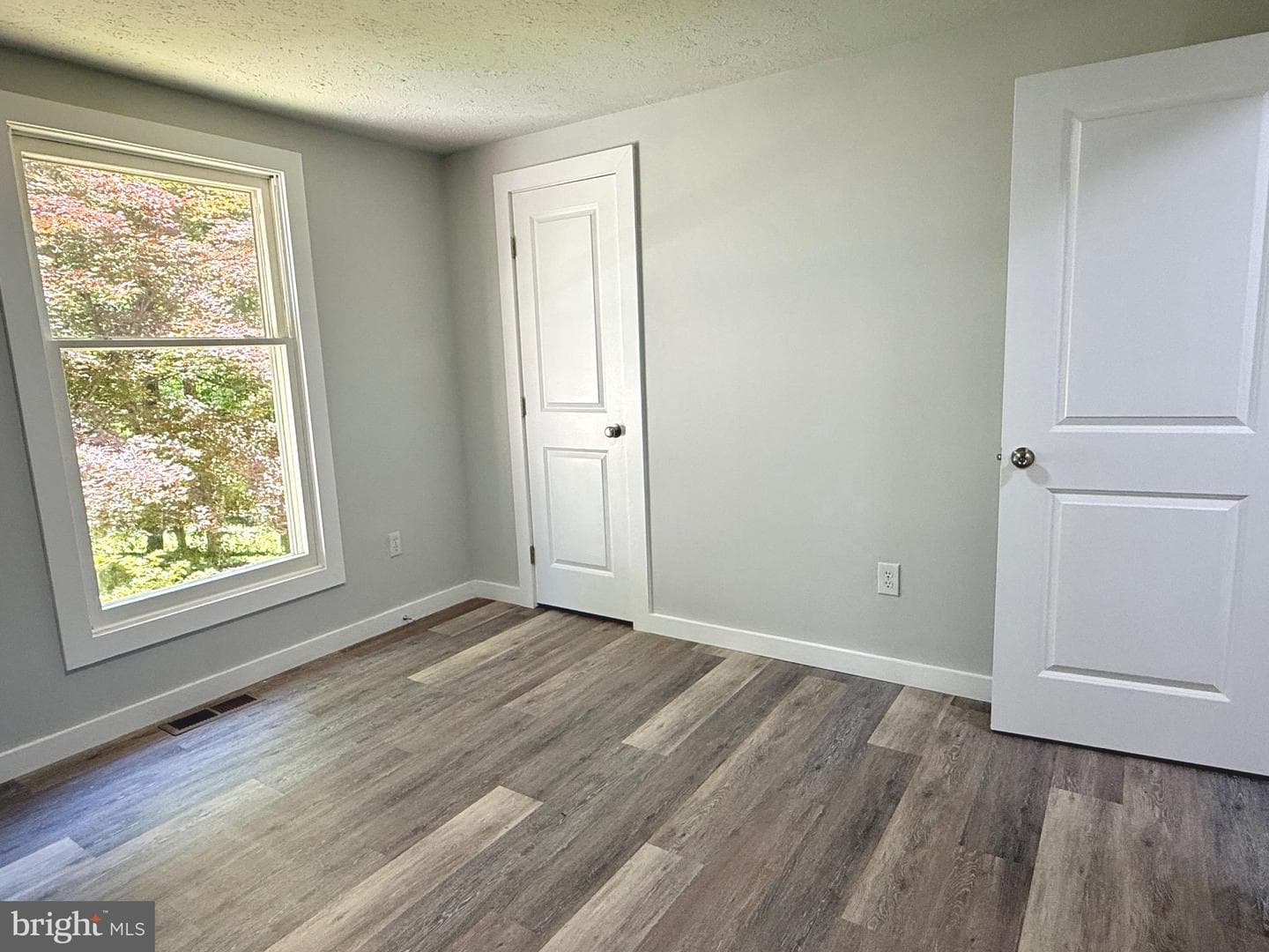 213 Harvey Road photo 21