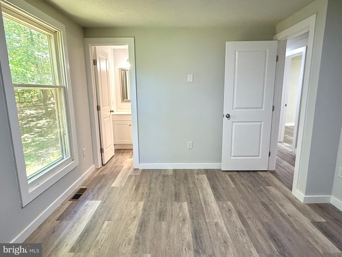 213 Harvey Road photo 28