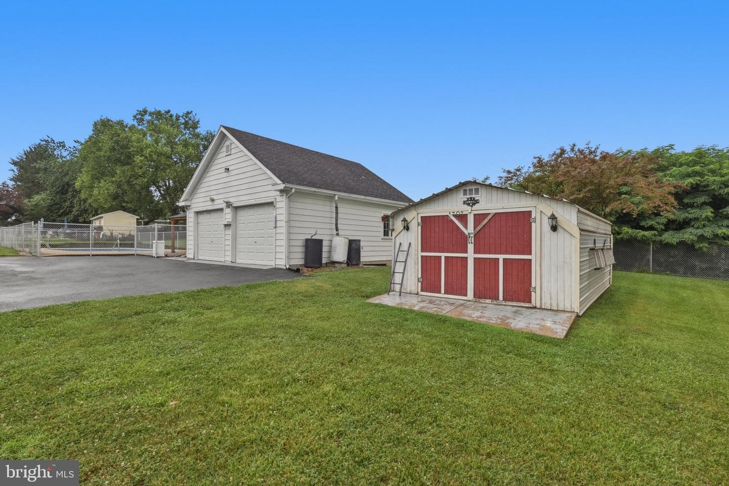 351 Belvedere Drive photo 32