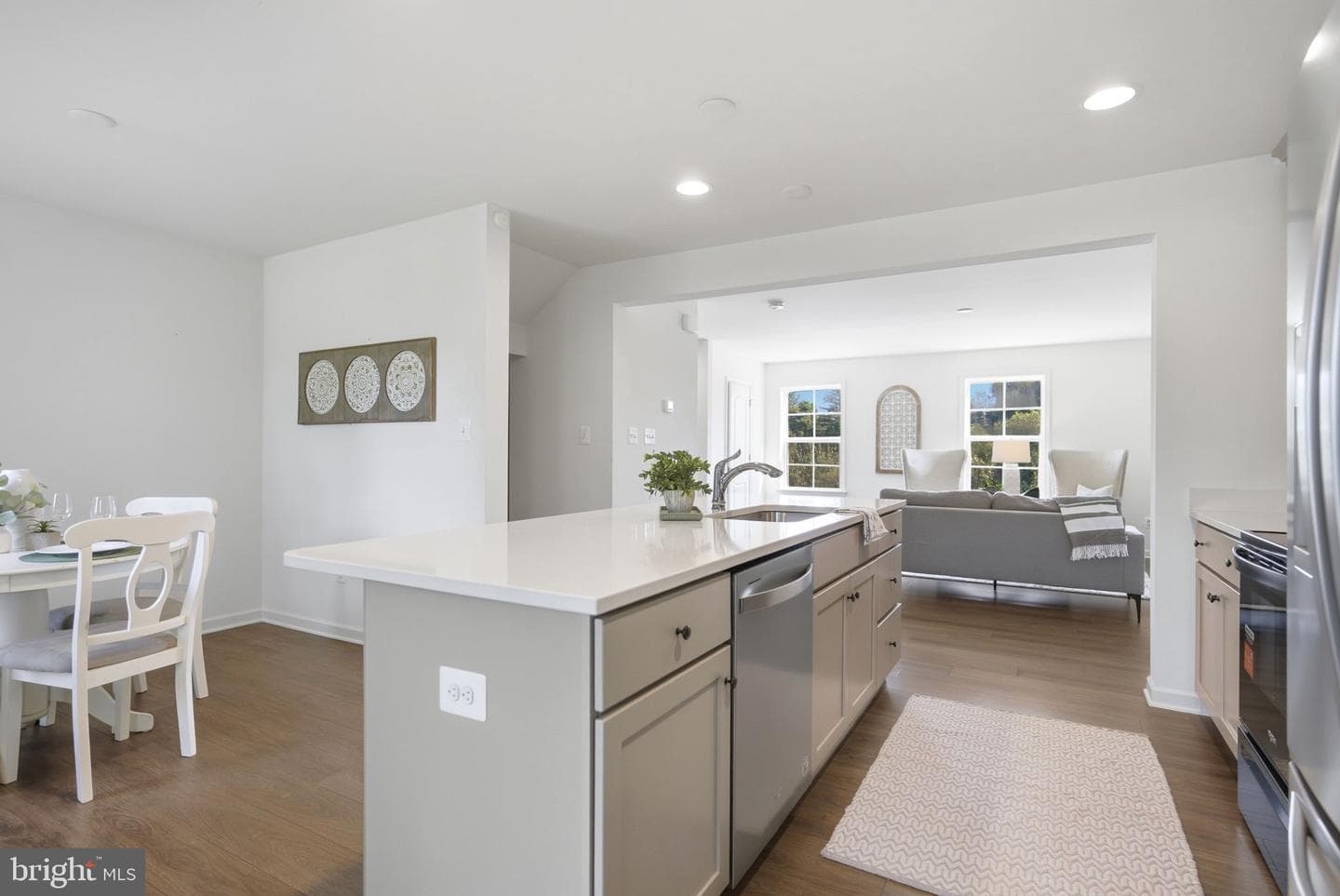 27 Tate Manor Drive photo 9