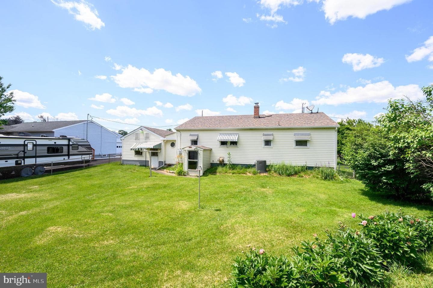 607 East Hunter Street photo 15