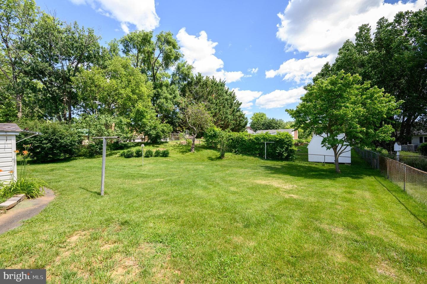 607 East Hunter Street photo 20