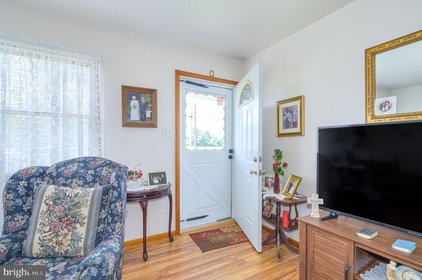 607 East Hunter Street photo 24