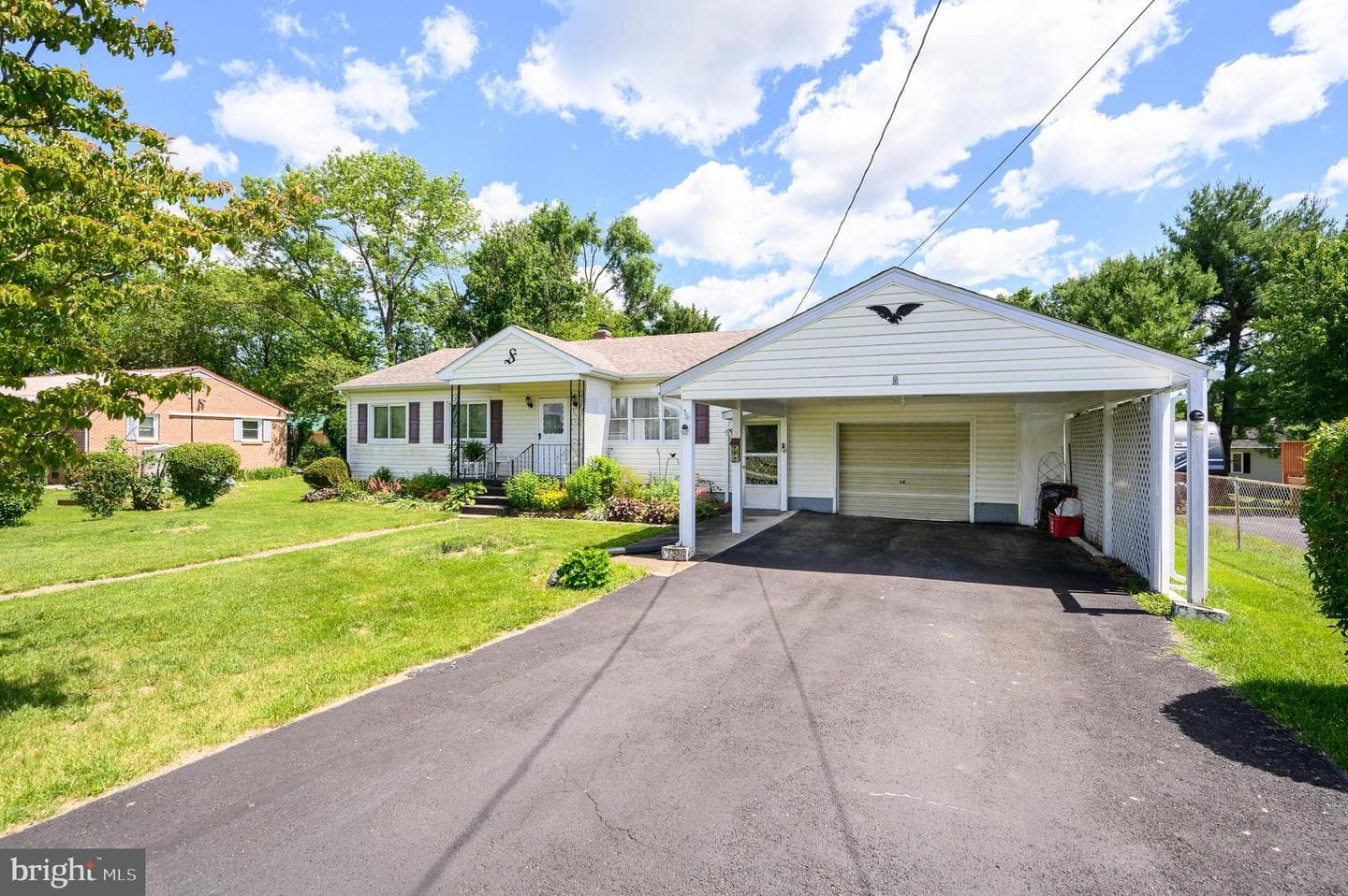 607 East Hunter Street photo 3