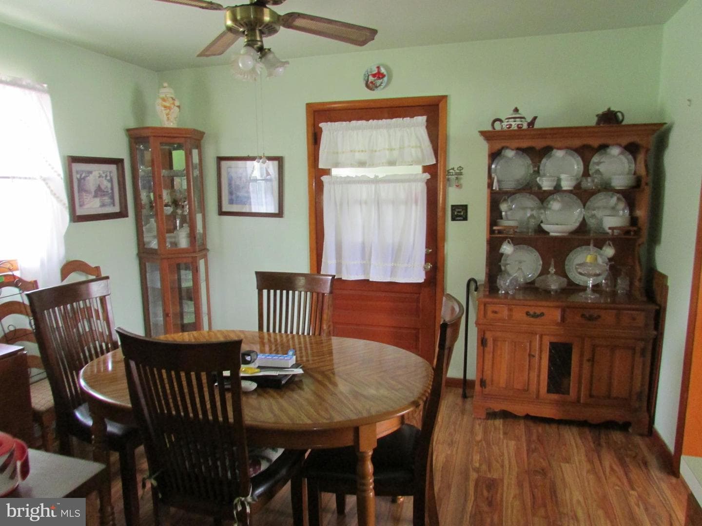 607 East Hunter Street photo 30
